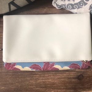 🆕 Rachel Pally Reversible Clutch.